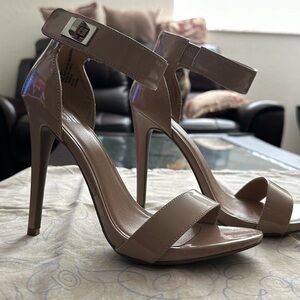 Tan high heel.